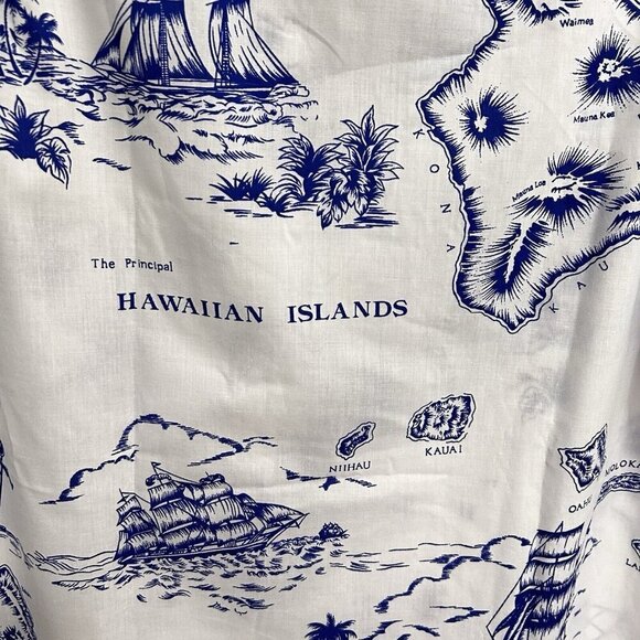 Helenas Hawaiian Islands Map Shirt Men XL White Sailing Beach Camp Button Up USA - Picture 7 of 8